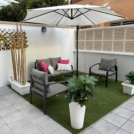 Precioso Apartamento 1ª Linea De Playa Con Piscina Apartment